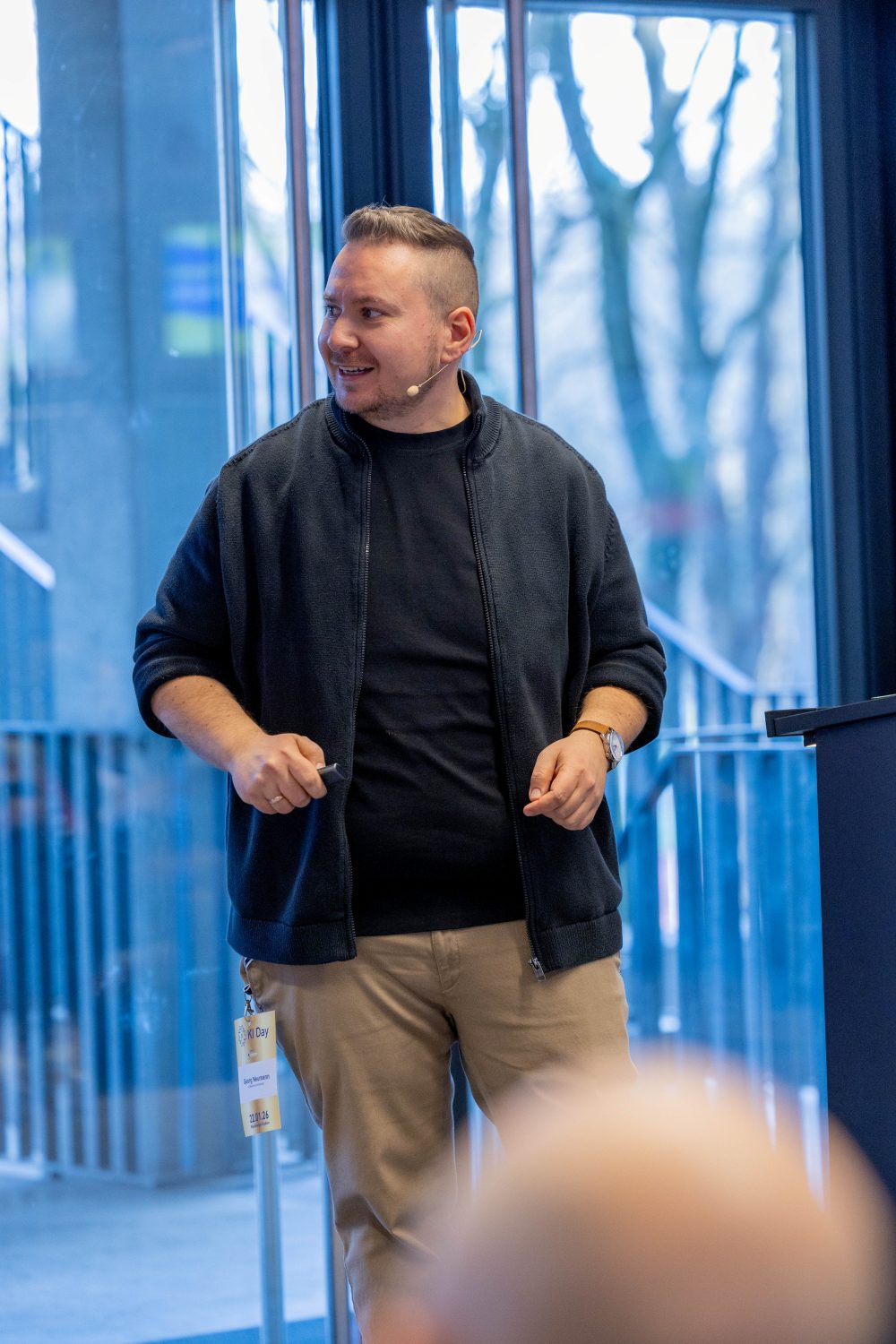 Georg Neumann bei seiner Keynote auf dem KI Day